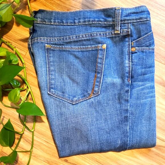 OLD NAVY THE FLIRT MID RISE BOOT CUT stretch jeans size 12 Long - Picture 1 of 10